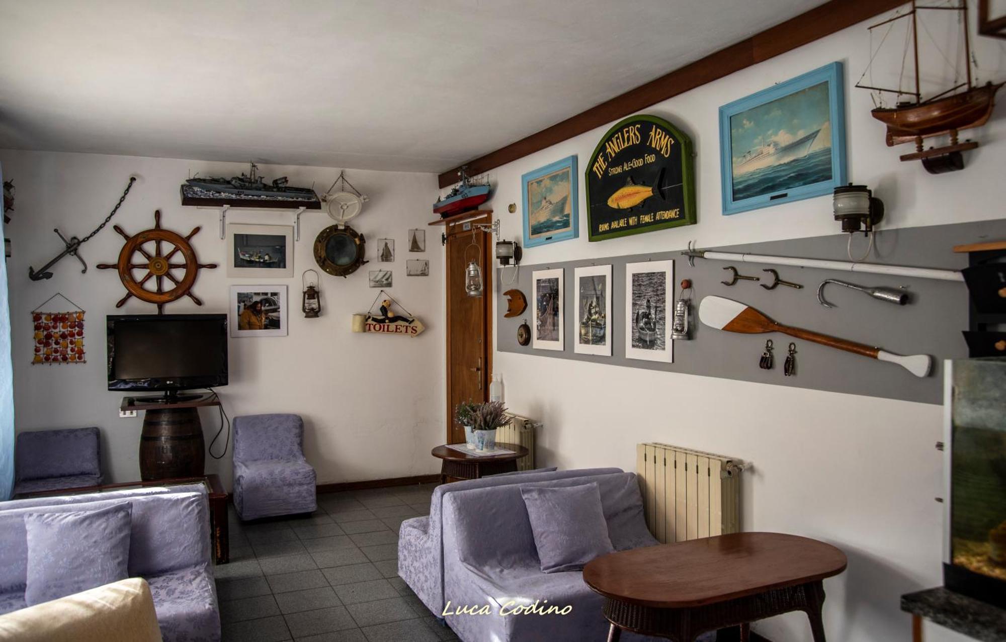 Albergo La Marinella Варацце Екстер'єр фото