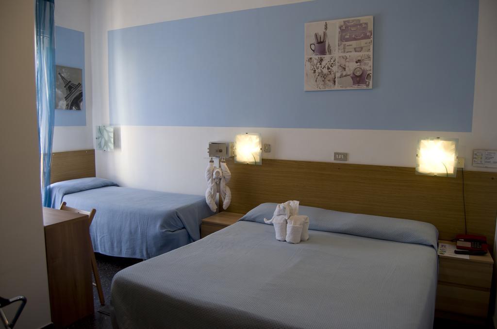 Albergo La Marinella Варацце Екстер'єр фото